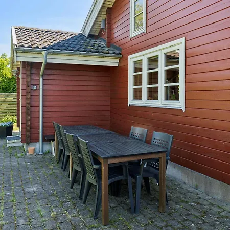 Dom wakacyjny Cozy Near The Fjord And Bathing Pier