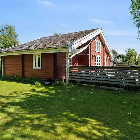 Dom wakacyjny Cozy Near The Fjord And Bathing Pier *
